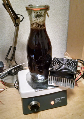 Making cold brew coffee with a chemistry stir plate